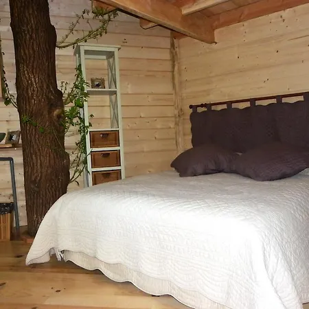 فندق مبيت وإفطار Domaine De La Boere Beaulieu-sous-la-Roche